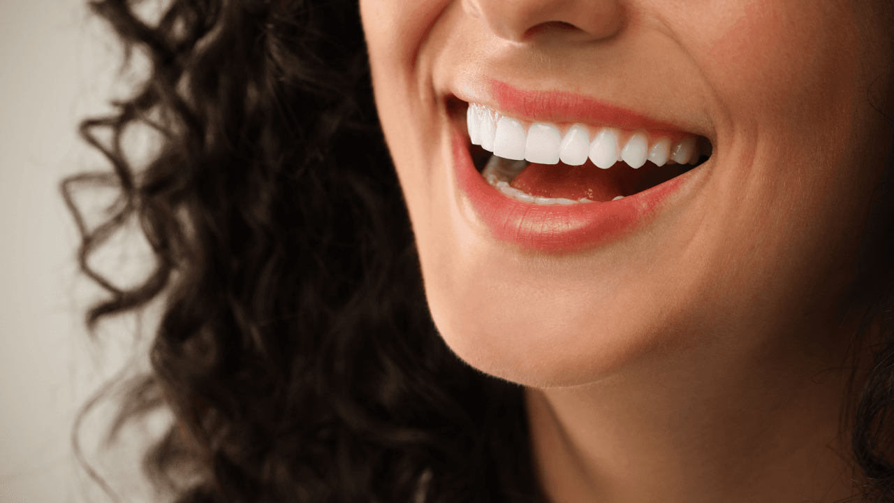 So sánh Sứ Zirconia và Implant Titanium: Cái nào tốt hơn?